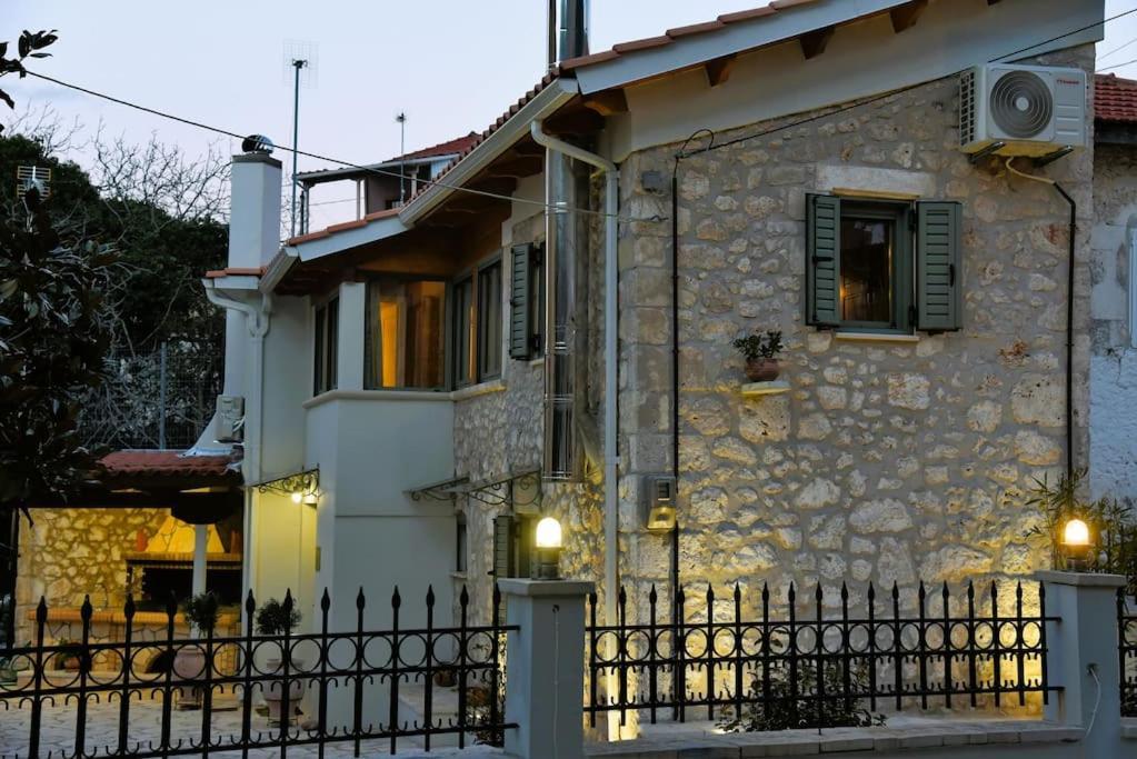 KariáLa Casa Di Bella A Tradional Stone House With Barbecue别墅 外观 照片