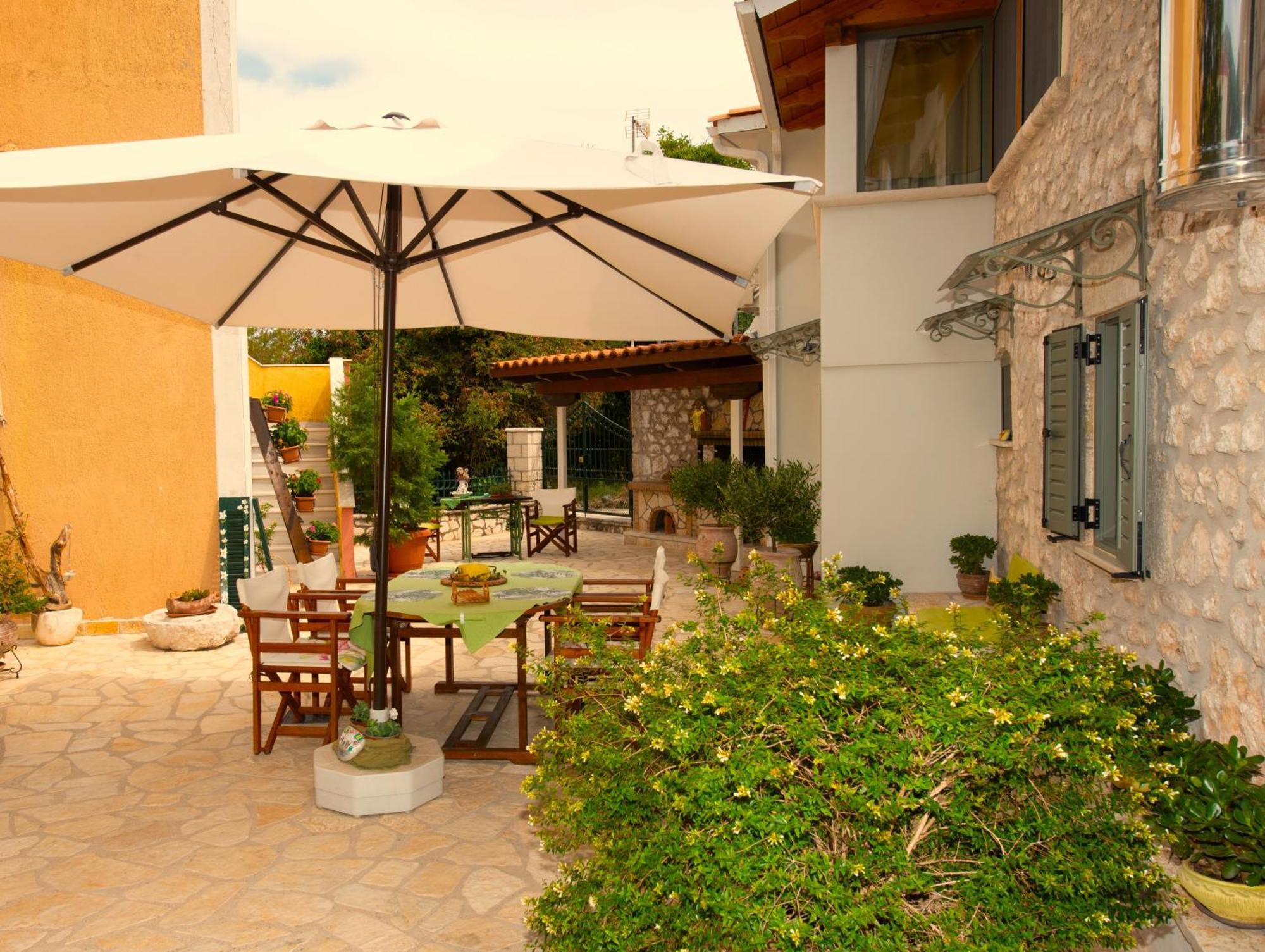 KariáLa Casa Di Bella A Tradional Stone House With Barbecue别墅 外观 照片